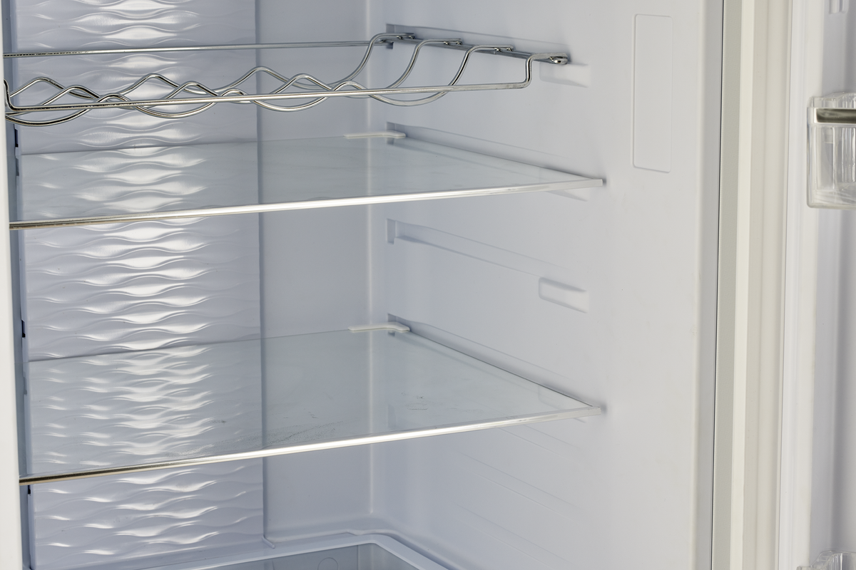 Off-Grid 24-inch 11.7 cu. ft. 325L Solar DC Bottom Freezer Refrigerator in White