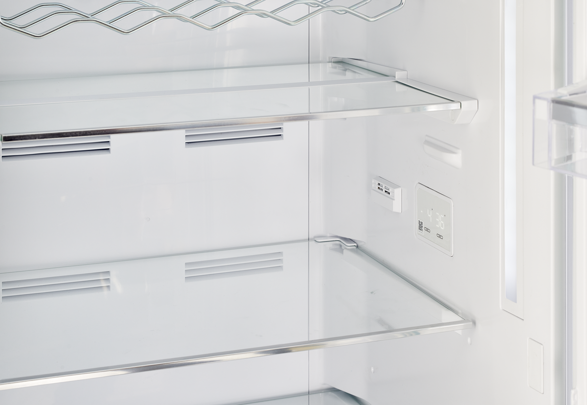 Classic Retro 12 cu.ft. Bottom Freezer Refrigerator in Marshmallow White