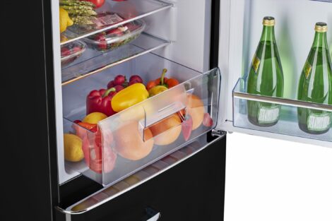 Classic Retro 21.6 in. 7 cu. ft. Retro Bottom Freezer Refrigerator in Midnight Black, ENERGY STAR