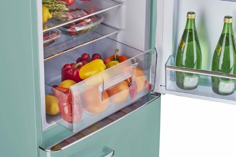 Classic Retro 21.6 in. 7 cu. ft. Retro Bottom Freezer Refrigerator in Ocean Mist Turquoise, ENERGY STAR