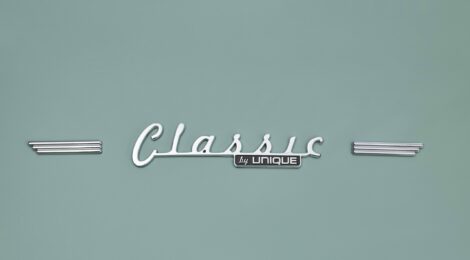 Classic Retro 23.6 in 11.7 cu. ft. Frost Free Retro Bottom Freezer Refrigerator in Ocean Mist Turqoise, ENERGY STAR