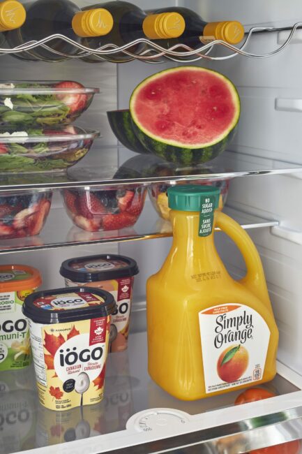 Classic Retro 23.6 in 11.7 cu. ft. Frost Free Retro Bottom Freezer Refrigerator in Ocean Mist Turqoise, ENERGY STAR