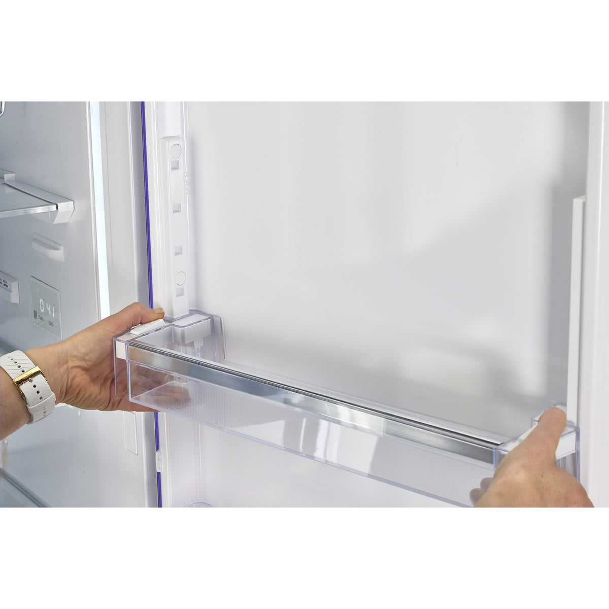 Classic Retro 12 cu.ft. Bottom Freezer Refrigerator in Violet