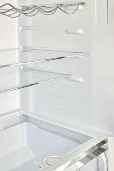 Réfrigérateur électrique à congélateur dans le bas de 12 pi³ - Blanc guimauve